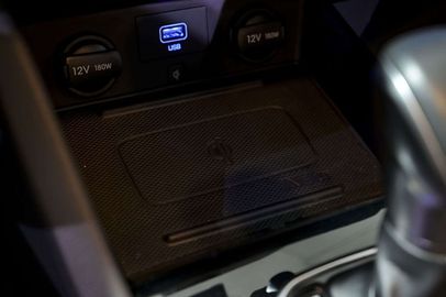 Car image 38