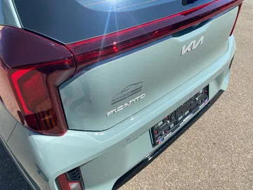 Car image 31