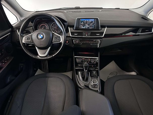 BMW 218i Gran Tourer Advantage 100 kW image number 16