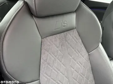 Car image 36