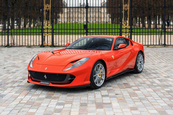 Ferrari 812 Superfast 588 kW image number 1