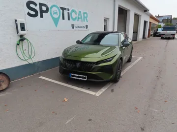 Car image 2