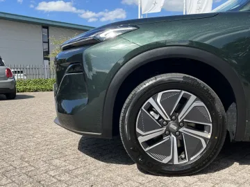 Car image 28