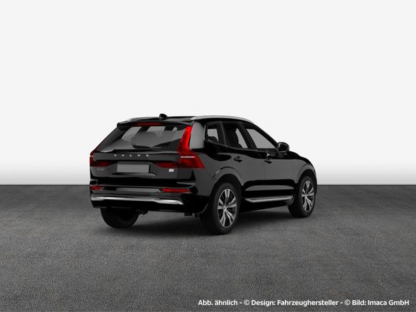 Volvo XC60 B5 Black Edition AWD Ultimate 184 kW image number 3