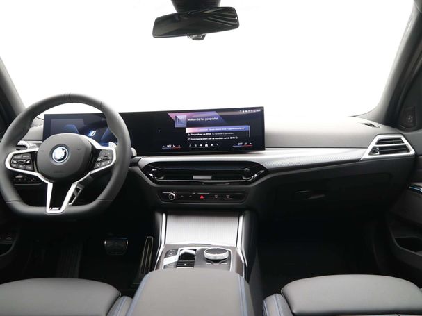 BMW 330 Touring 185 kW image number 13