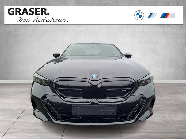 BMW i5 M60 xDrive 442 kW image number 9