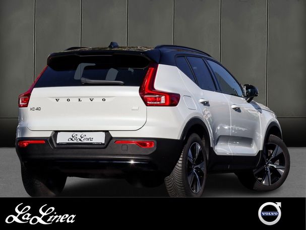 Volvo XC40 T4 192 kW image number 2