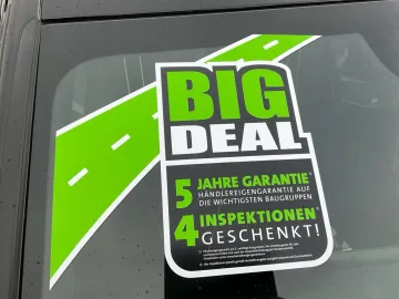 Car image 29