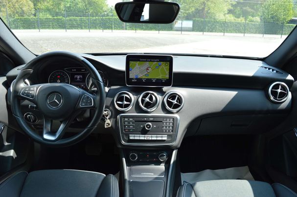 Mercedes-Benz A 180 90 kW image number 8