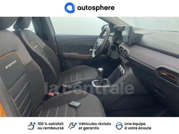 Car image 17