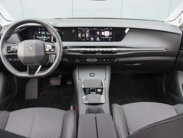 Car image 35