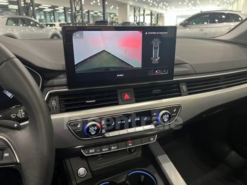 Car image 26