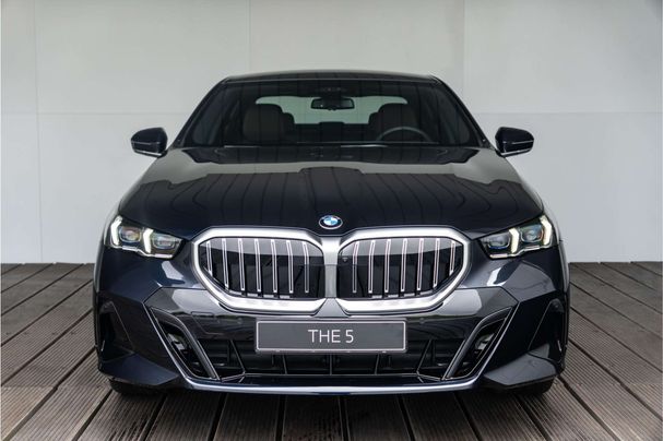 BMW 520i 140 kW image number 2