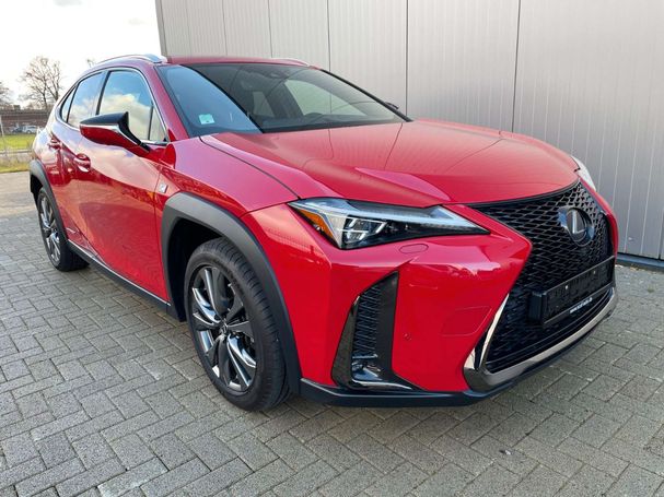 Lexus UX 250h F Sport E-FOUR 135 kW image number 2