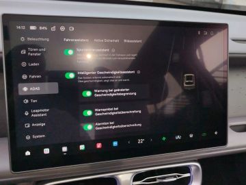 Car image 37