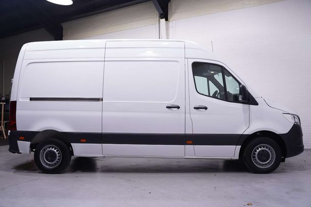 Mercedes-Benz Sprinter 211 CDi HA 84 kW image number 8