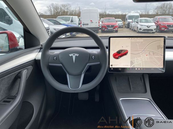 Tesla Model Y 220 kW image number 15