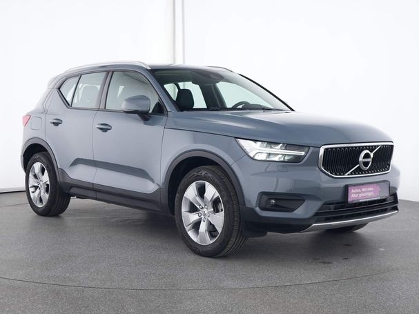 Volvo XC40 Momentum 110 kW image number 3