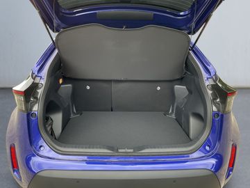 Car image 10