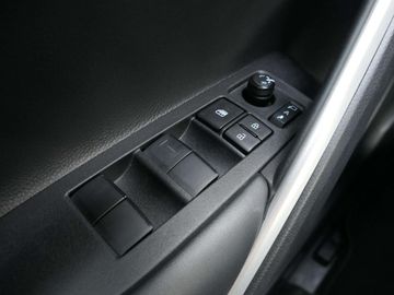 Car image 38