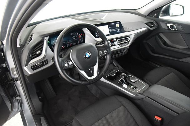 BMW 118i Advantage 100 kW image number 6