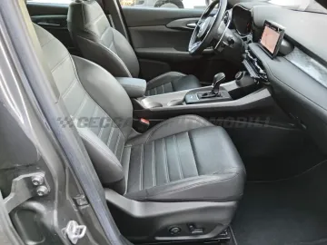 Car image 28
