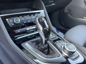 Car image 37