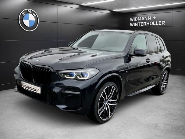 BMW X5 M50i xDrive 390 kW image number 1