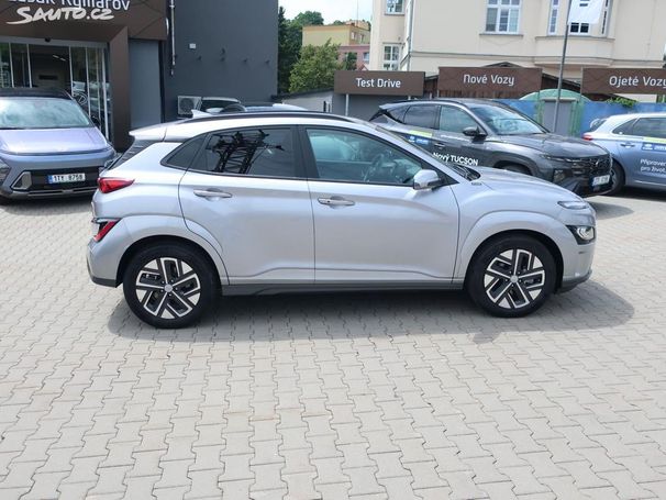 Hyundai Kona 64 kWh 150 kW image number 8