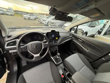 Car image 11