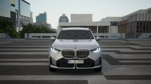 BMW X3 xDrive 145 kW image number 2