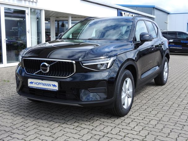 Volvo XC40 T2 95 kW image number 1