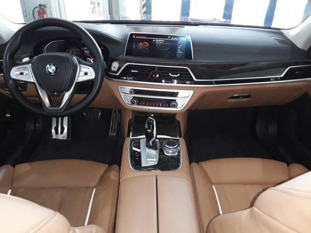 BMW 740d xDrive M Sport 235 kW image number 7