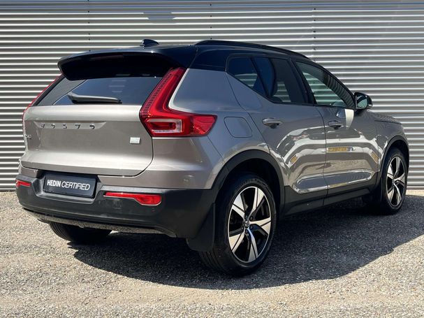 Volvo XC40 Recharge R T4 Design 155 kW image number 2