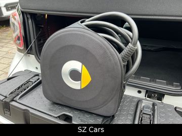 Car image 33