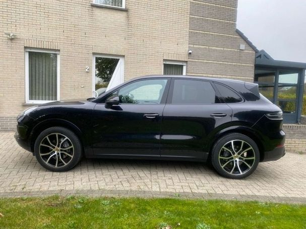 Porsche Cayenne Turbo S Tiptronic 250 kW image number 5