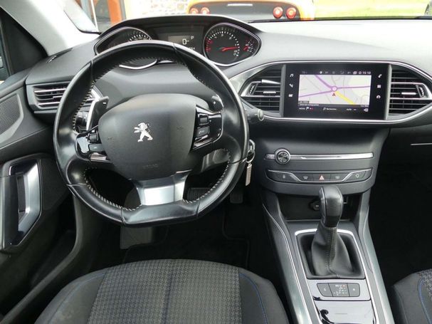 Peugeot 308 1.5 BlueHDi 130 Style 96 kW image number 7