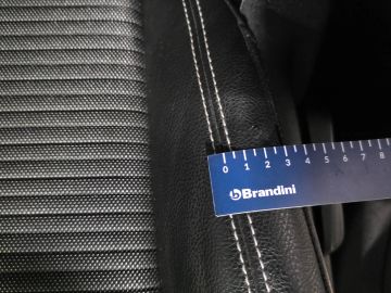 Car image 39