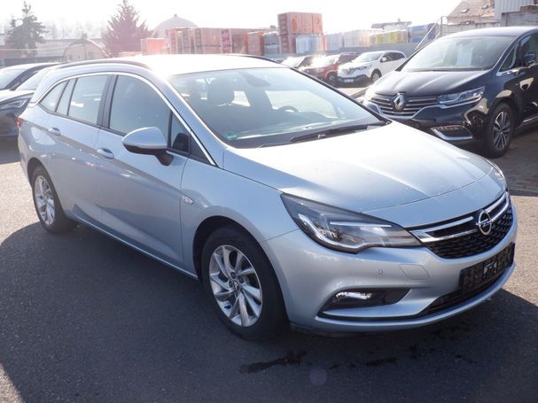 Opel Astra Sports Tourer 1.6 CDTi 81 kW image number 2