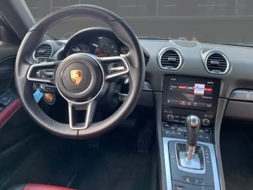 Car image 21