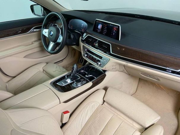 BMW 740d xDrive 235 kW image number 10