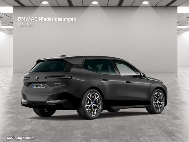 BMW iX xDrive40 240 kW image number 2