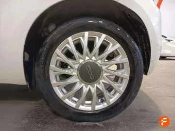 Car image 24