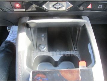 Car image 36