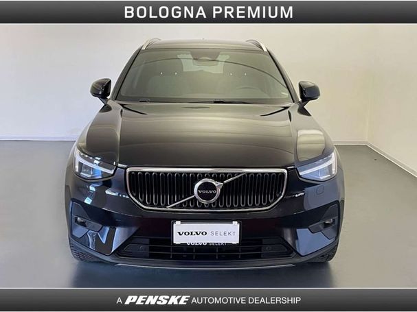 Volvo XC40 B3 Core 120 kW image number 8