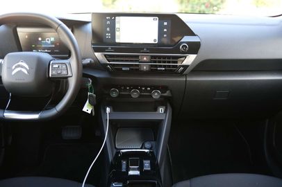 Car image 48