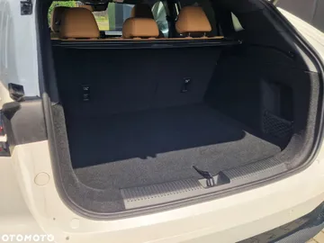 Car image 40