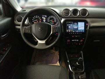 Car image 10