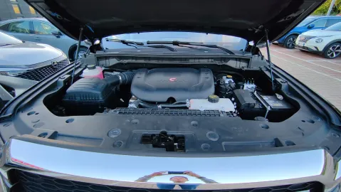 Car image 17