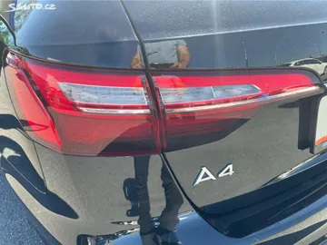 Car image 27